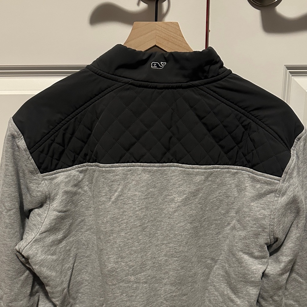 Vineyard Vines Black and Gray Zip Up Sweater - Picture 4 of 4